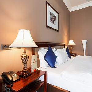 Hotel Ambassador