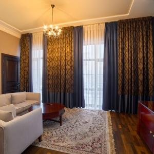 Hotel Ambassador