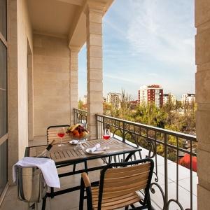Hotel Ambassador