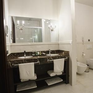 Hotel Ambassador
