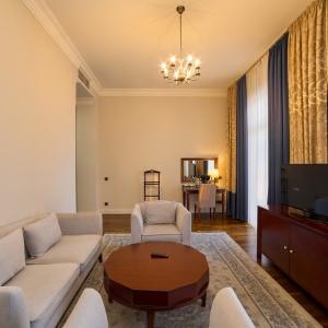 Hotel Ambassador