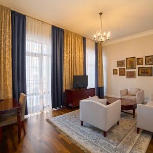 Hotel Ambassador