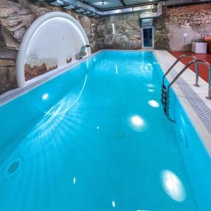 Bronzovy Kaban Avtorsky Hotel