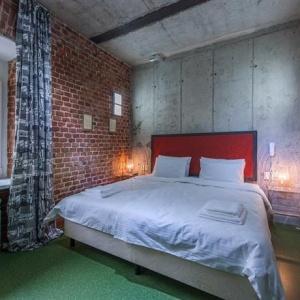Bronzovy Kaban Avtorsky Hotel