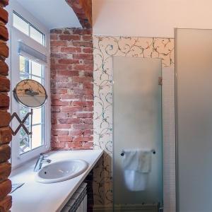 Bronzovy Kaban Avtorsky Hotel