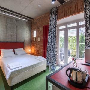 Bronzovy Kaban Avtorsky Hotel