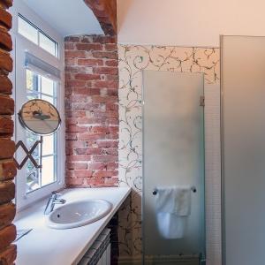 Bronzovy Kaban Avtorsky Hotel