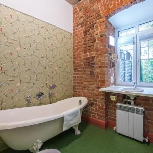 Bronzovy Kaban Avtorsky Hotel