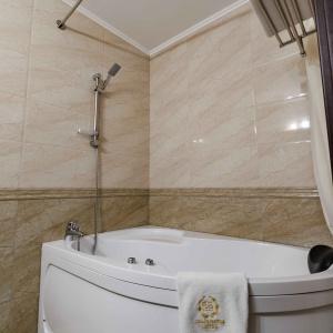 Hotel Sevan Plaza