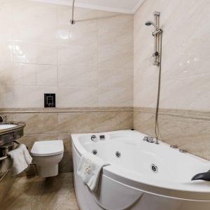 Hotel Sevan Plaza