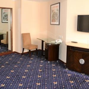 Hotel Renion Hills