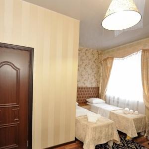 Гостиница Наири