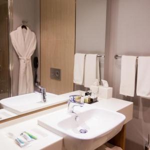 Hotel Dedeman Oskemen Tavros