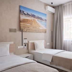 Hotel 7 Dorog
