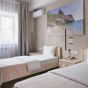 Hotel 7 Dorog