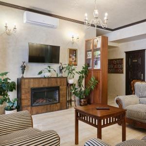 Hotel 7 Dorog