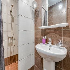 Гостиница Велес