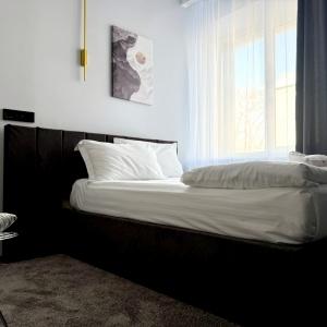 Hotel Enigma