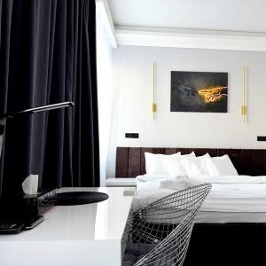 Hotel Enigma