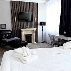 Hotel Enigma