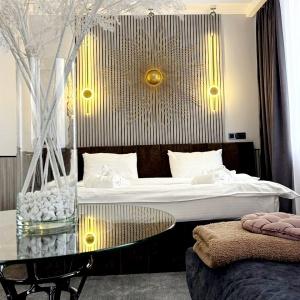 Hotel Enigma