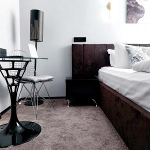 Hotel Enigma