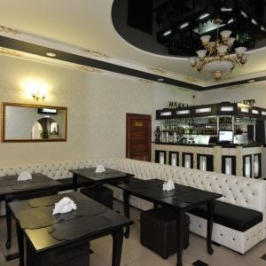 Frant Hotel on Zhukov