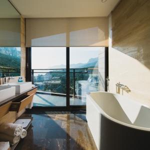 Hotel Mriya Resort and Spa