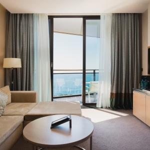 Hotel Mriya Resort and Spa