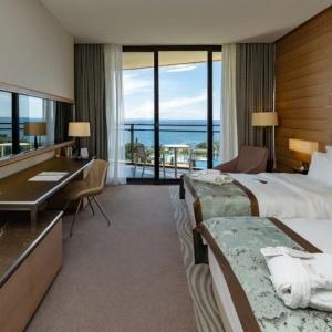Hotel Mriya Resort and Spa