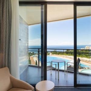 Hotel Mriya Resort and Spa