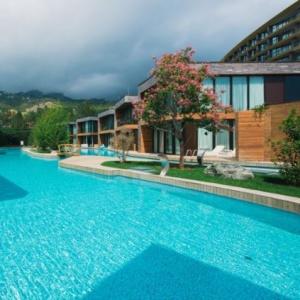 Hotel Mriya Resort and Spa