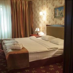 Hotel Golden Valley