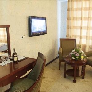 Hotel Golden Valley