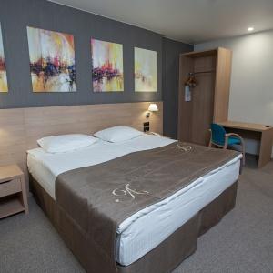 AMAKS Congress-Hotel