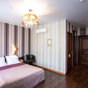 Martin Hotel
