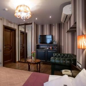 Martin Hotel
