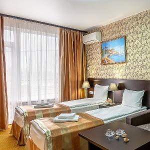 Hotel More
