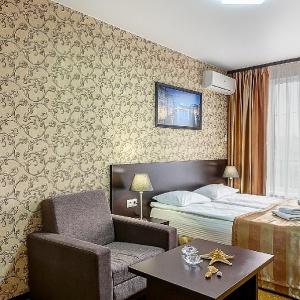 Hotel More