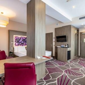 Hotel Tenet