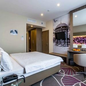 Hotel Tenet