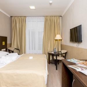 Hotel Elisa Inn