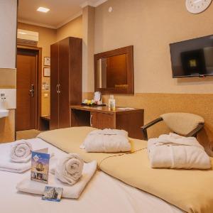 Hotel Elisa Inn