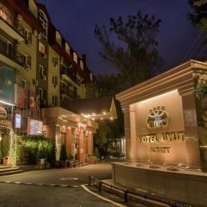 Hotel Uyut Almaty