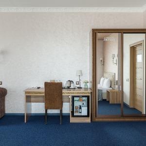 Hotel Sky Lux