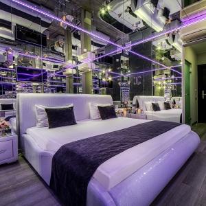 Alex Hotel on Dybenko