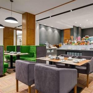 Hotel Wyndham Garden Astana