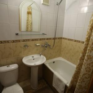 Hotel Severo-Vostok (f. Vostok)