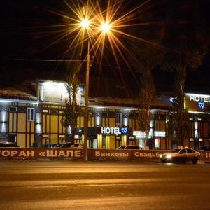 Hotel 19