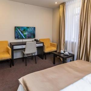 Hotel Aura
